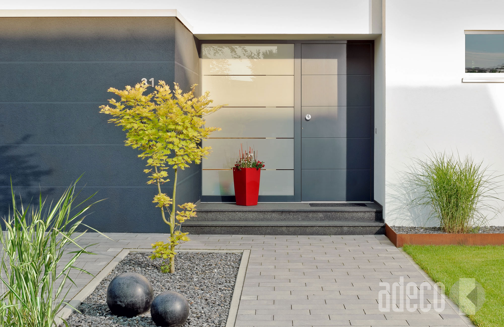 Adeco 100 tueren betonfassaden Liseo W4i Objekt2 A 2013 HA445