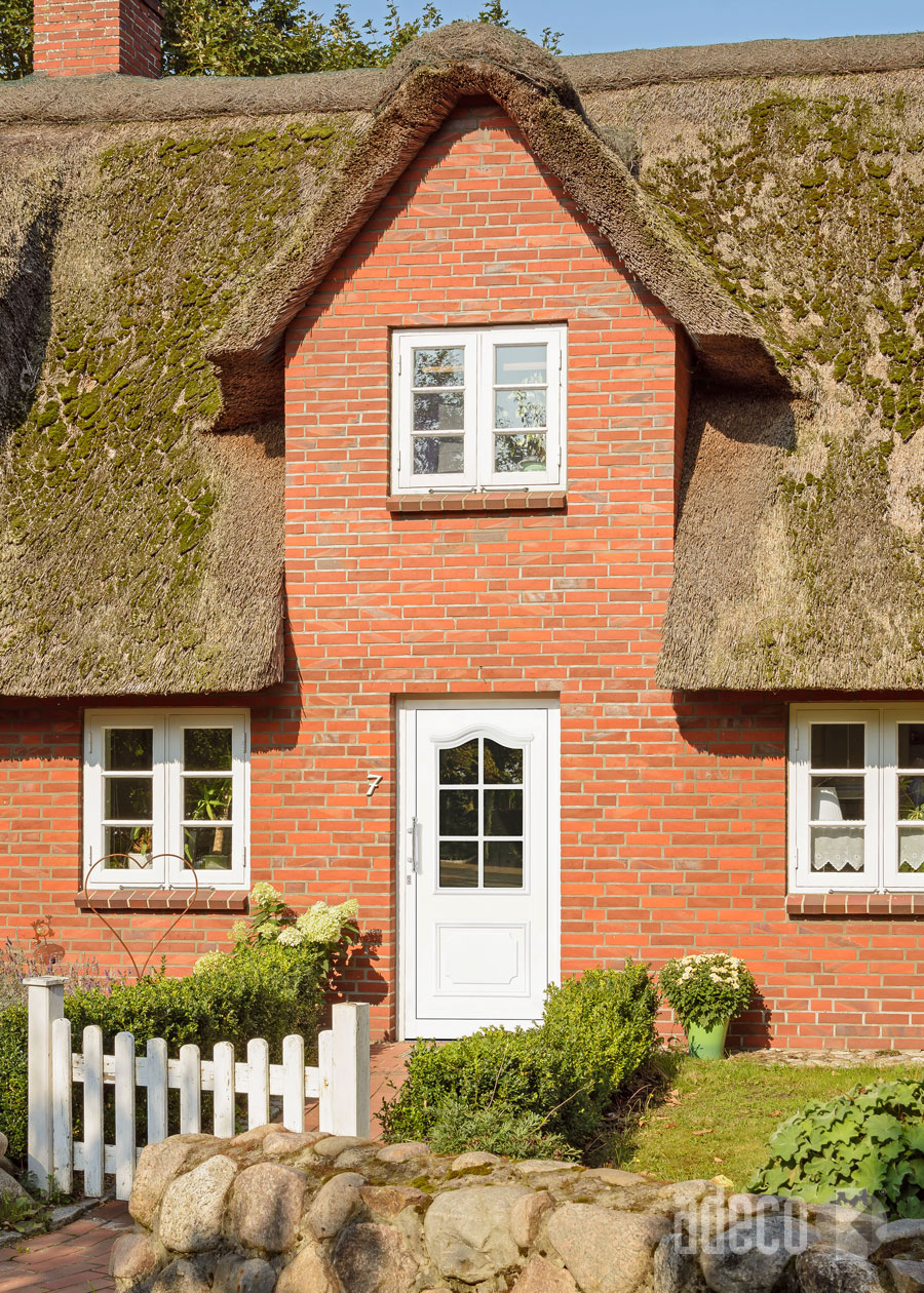 Adeco 100 tueren rote klinkerfassaden Hollum Objekt Entfernung E 2015