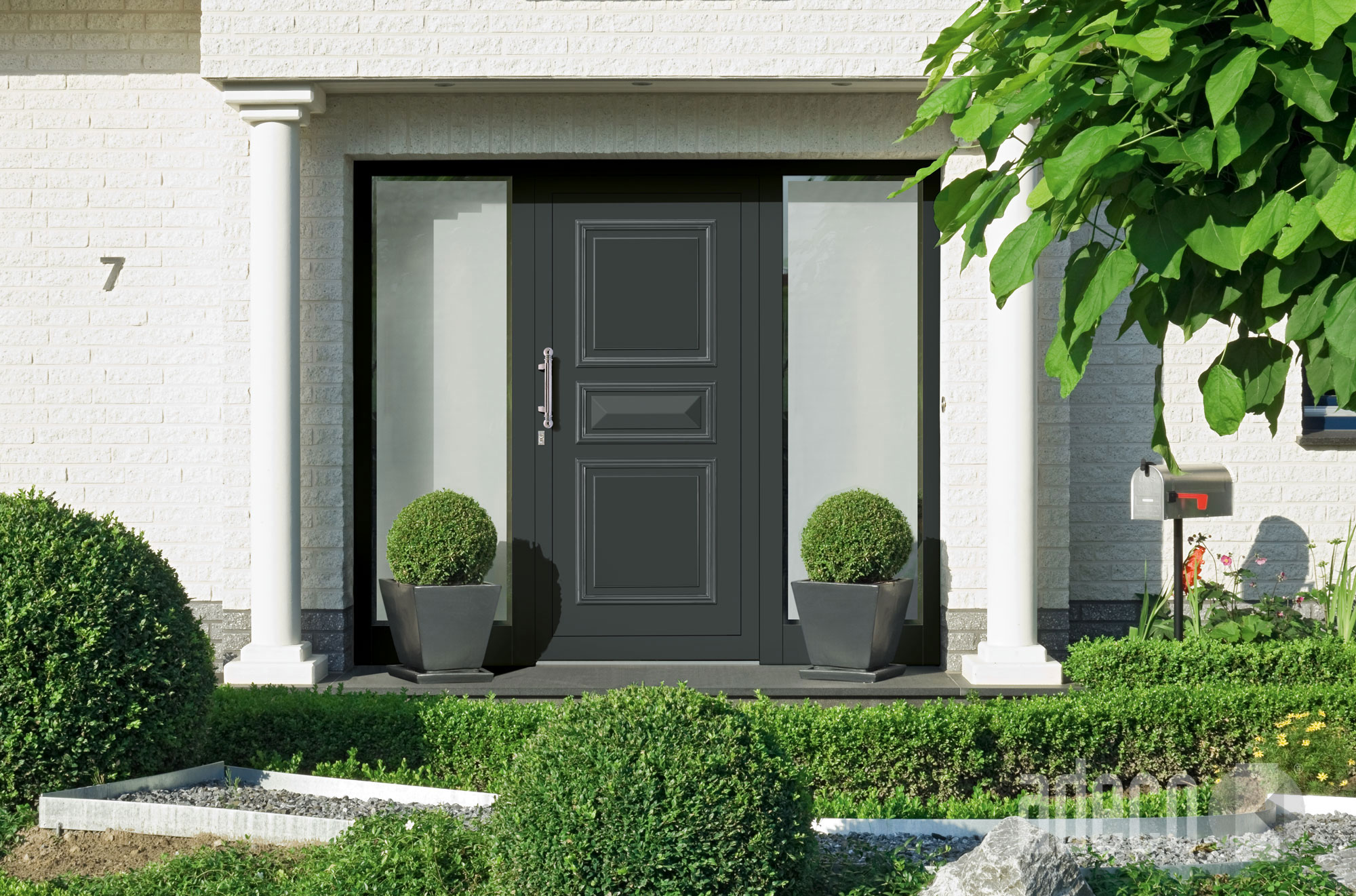 Adeco 100 tueren steinfassaden Bruxelles Objekt2 GFK10