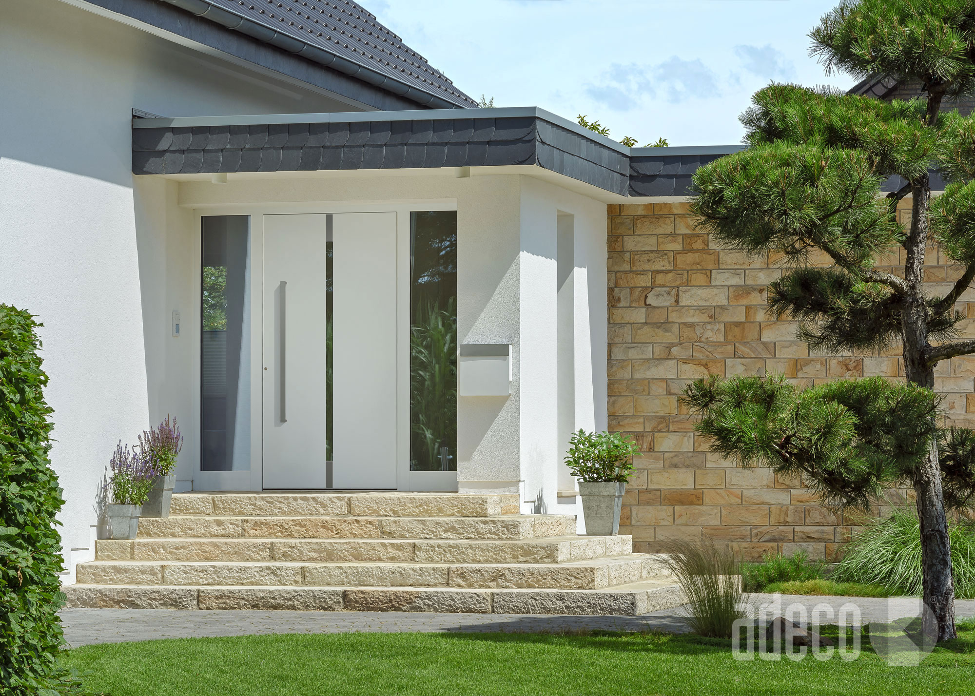 Adeco 100 tueren steinfassaden Penda Objekt5 A 2015