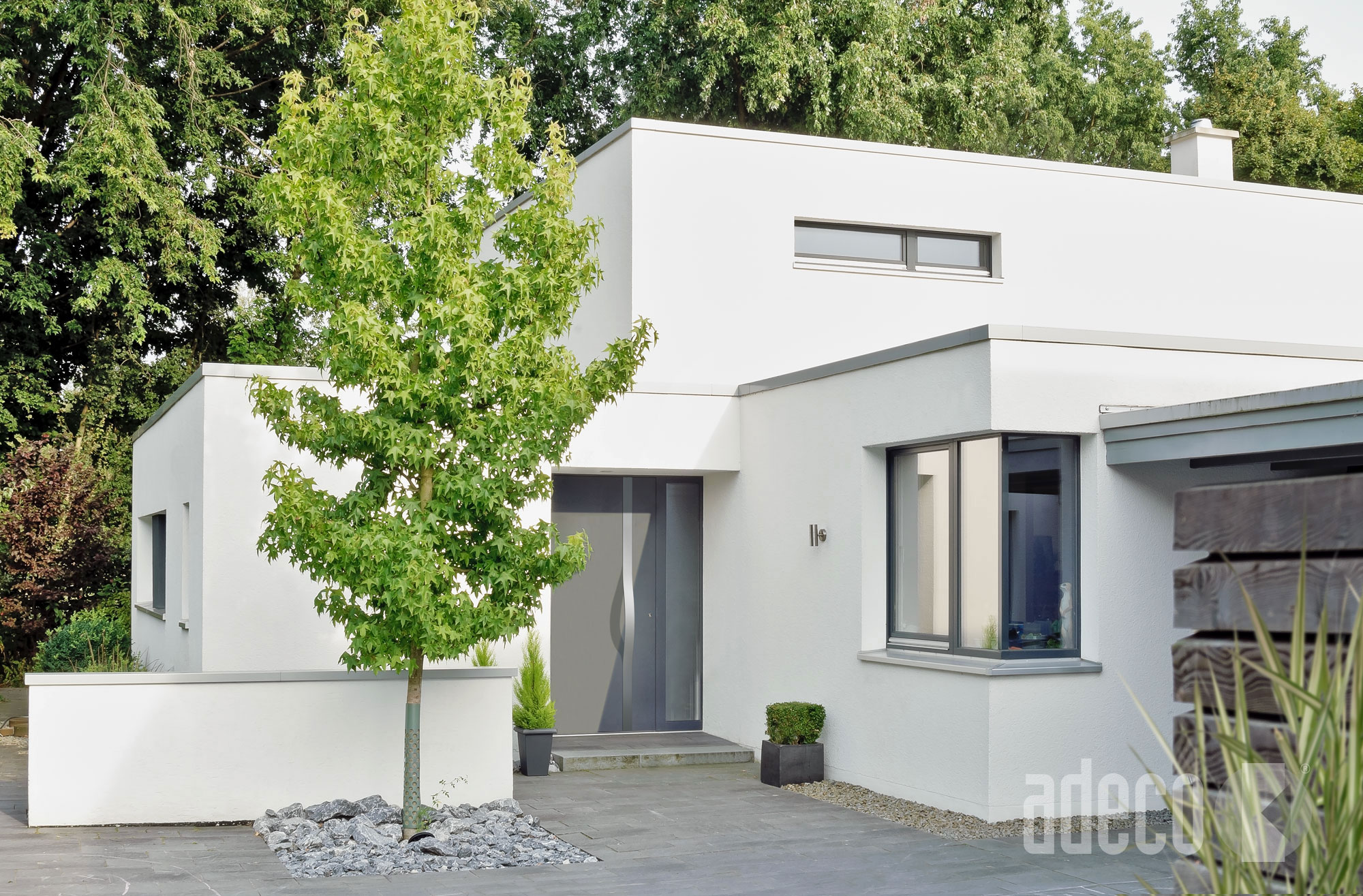 Adeco 100 tueren steinfassaden Talio Objekt5 A 2013